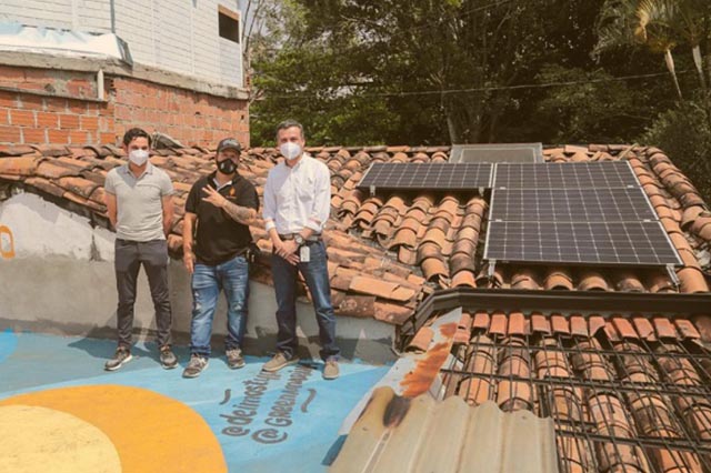 Avanza el piloto de energía solar en la Comuna 13