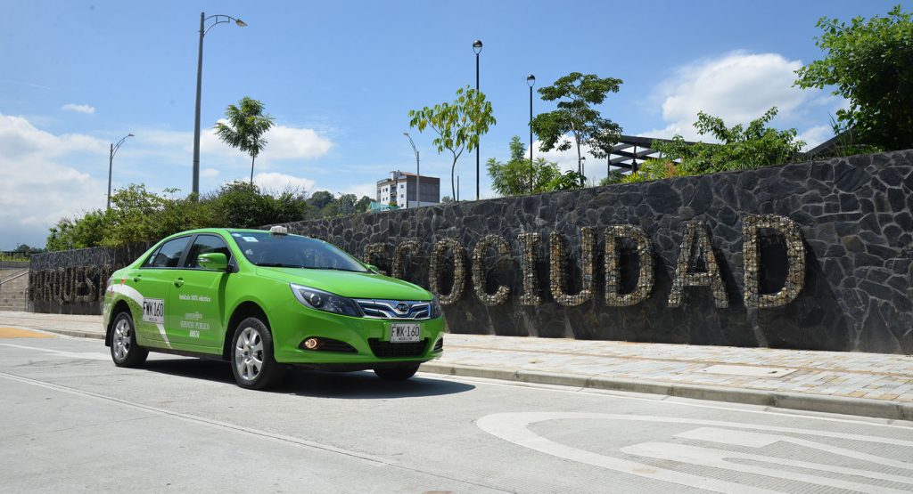 Proyecto taxis eléctricos Medellín